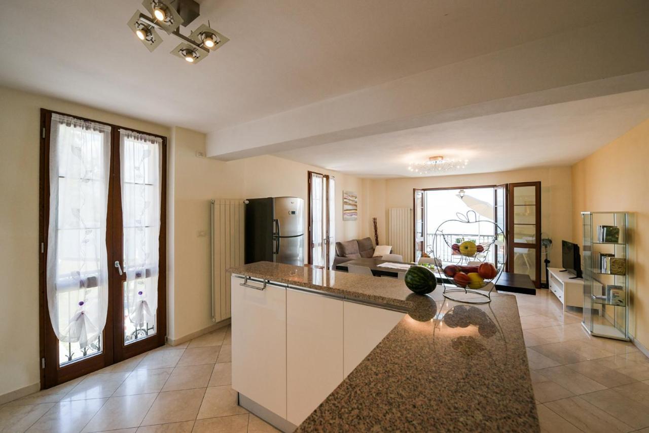 Giulia Apartman Verbania Kültér fotó