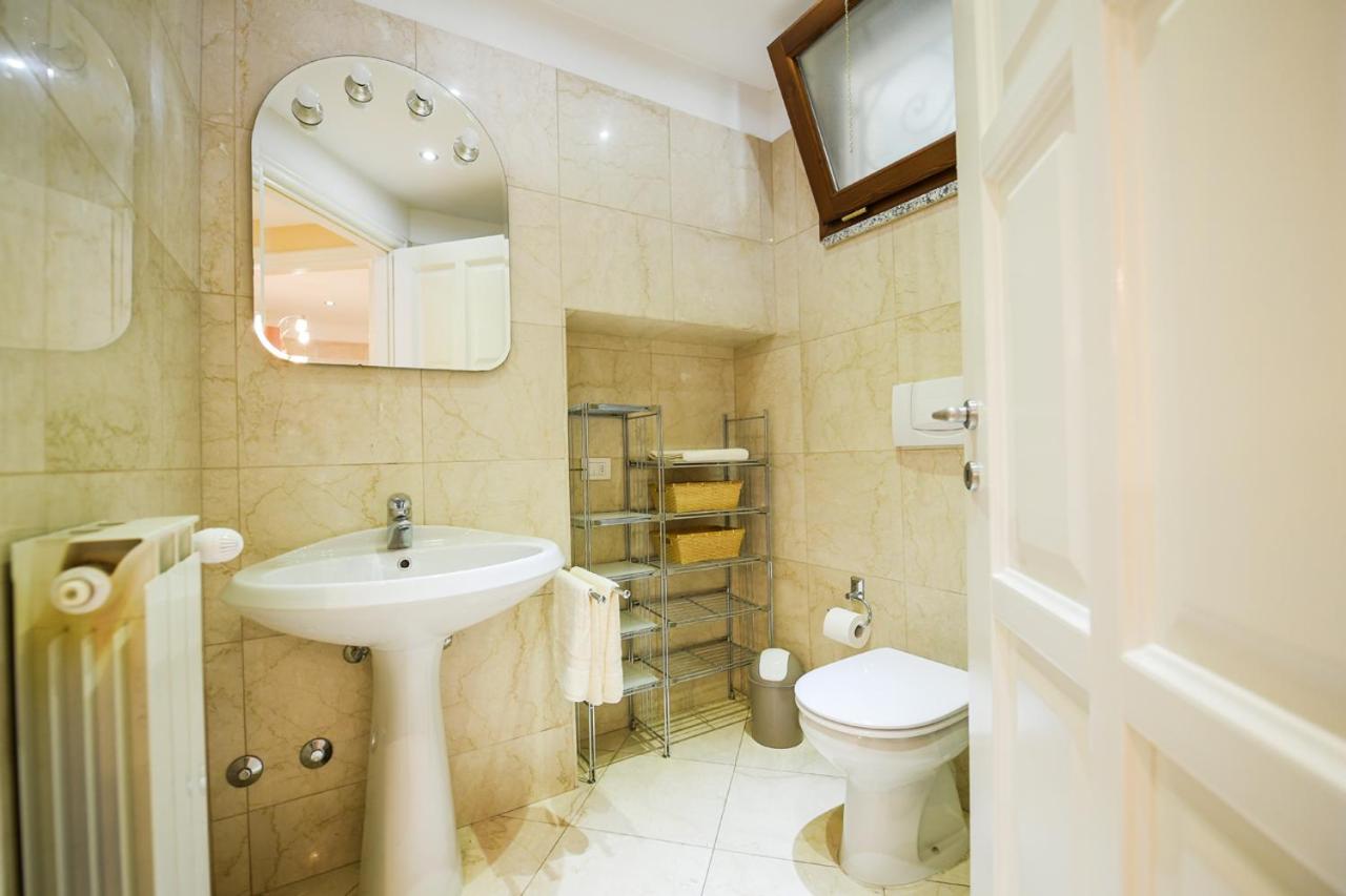 Giulia Apartman Verbania Kültér fotó